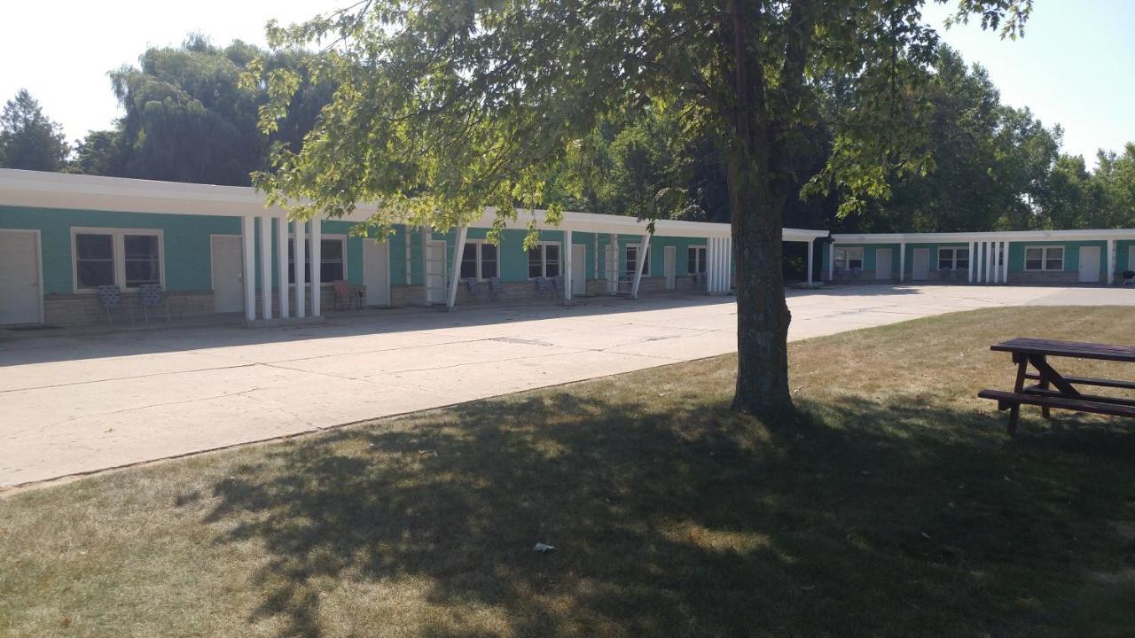 Motel 57 Стерджен-Бей Экстерьер фото